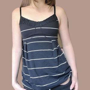 Lululemon Tank Top Womens Size 8 Black White Stripe Adjustable Straps Yoga